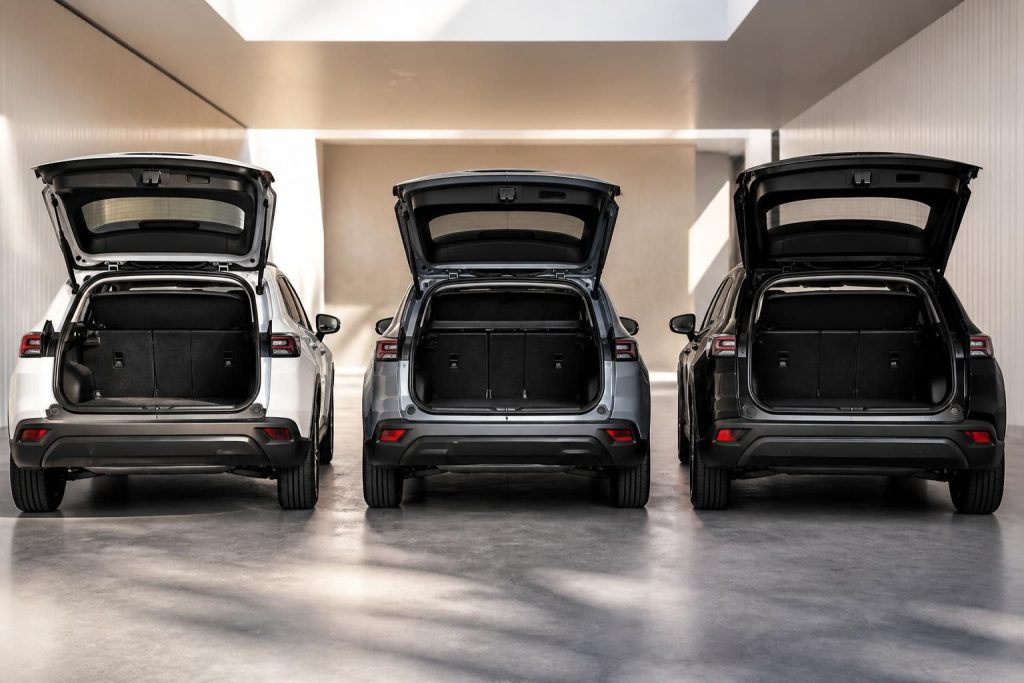 Volume coffre 2008 : capacités selon les versions électriques, hybrides et thermiques